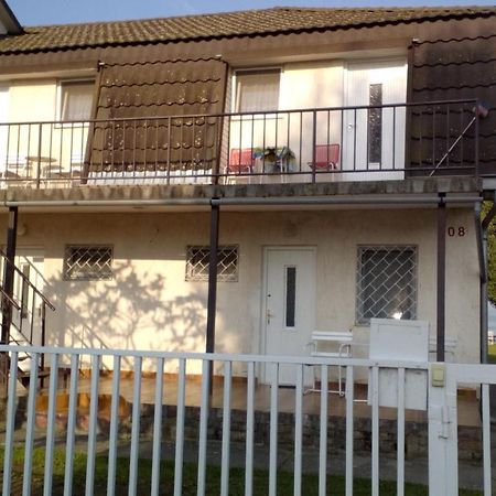 Vizparti Apartmanok Szantod Bagian luar foto